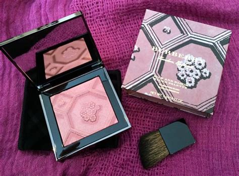 Burberry Silk and Bloom Blush Palette review: Spring 2017 